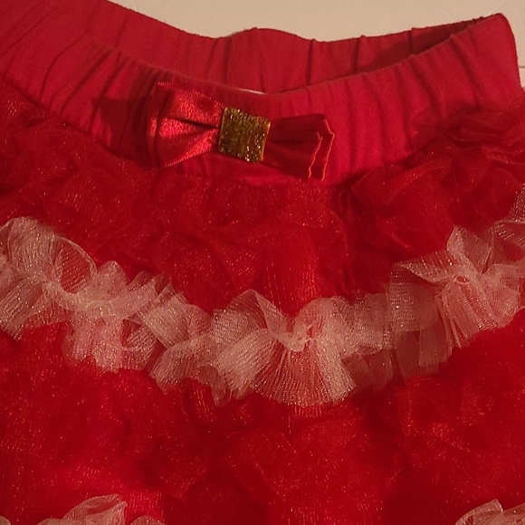 Red Tutu - Picture 2 of 4